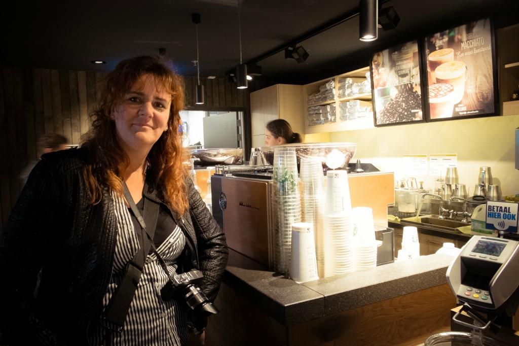 Ansje bij Starbuks